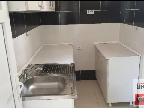 Izdavanje, jednosoban stan, 50m², Petrovaradin, Novi Sad - image 8