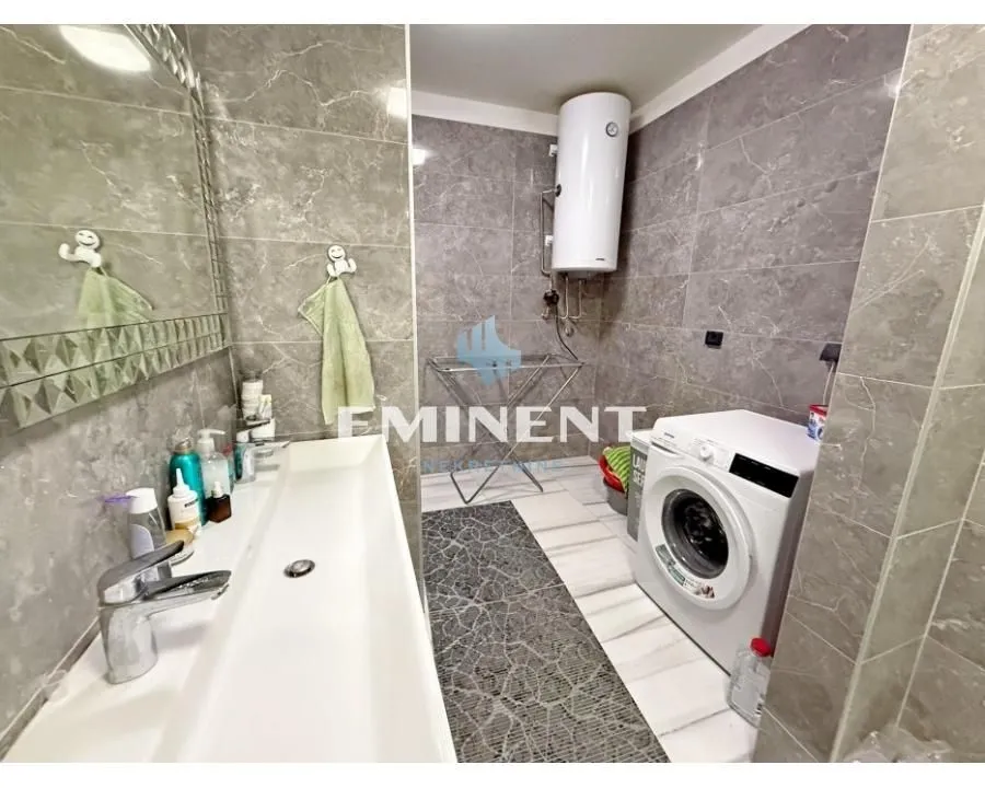 Sale, four bedroom apartment, 128m², Novi Beograd Blok 67, Novi Beograd Sve Podlokacije