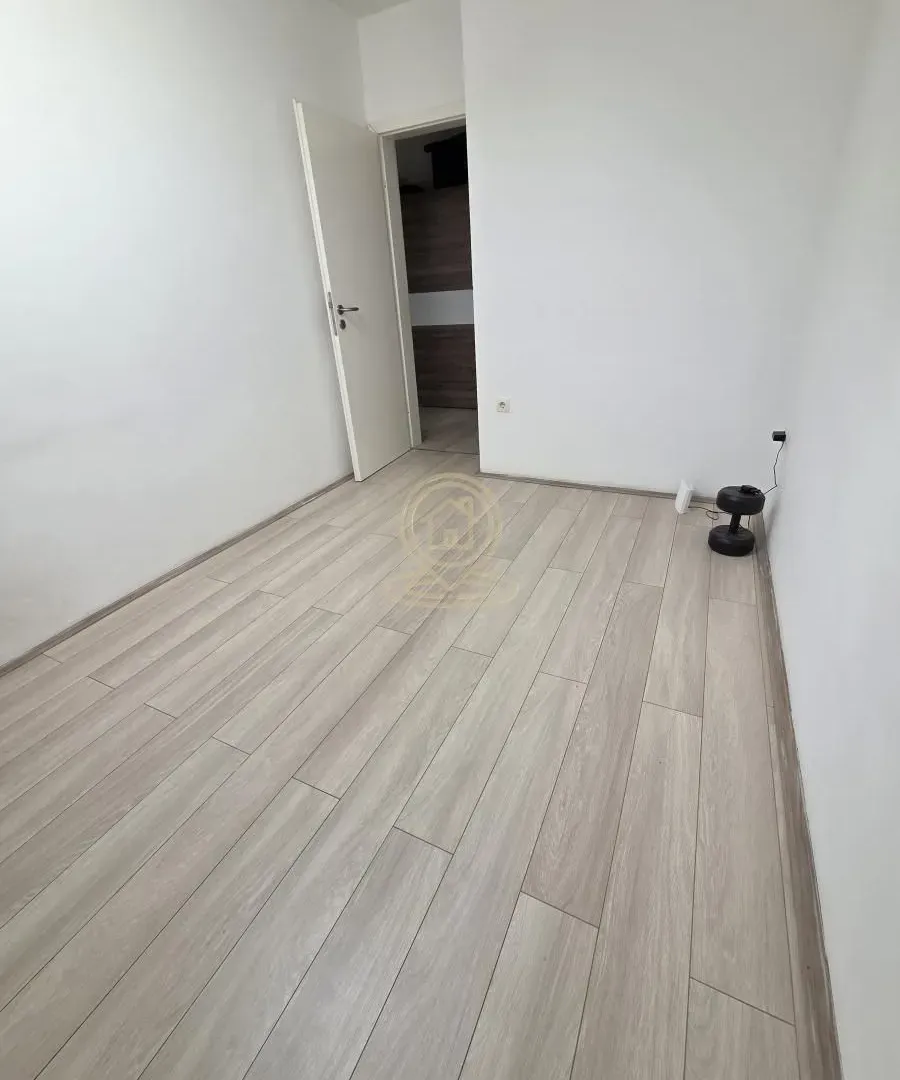 Prodaja, trosoban stan, 94m², Medijana, Niš