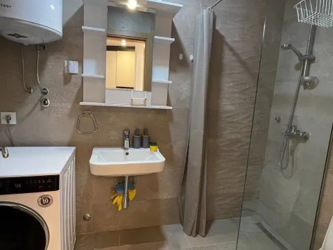 Sale, one bedroom apartment, 44m², Bečići, Budva - image 7