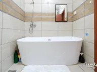 Prodaja, četvorosoban stan, 150m², Rozino, Budva - image 19