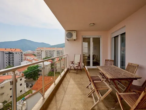 Sale, two bedroom apartment, 88m², Budva, Crna Gora - image 12
