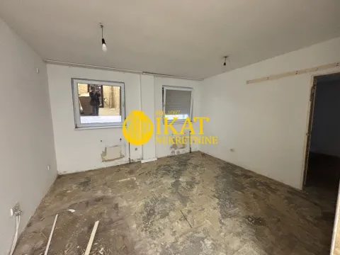 Prodaja, dvosoban stan, 37m², Zeleno Brdo, Zvezdara Sve Podlokacije - image 3