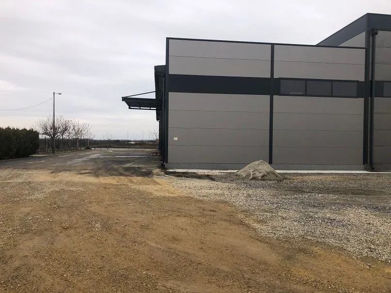Rent, office space, 500m², Ovča, Palilula Sve Podlokacije