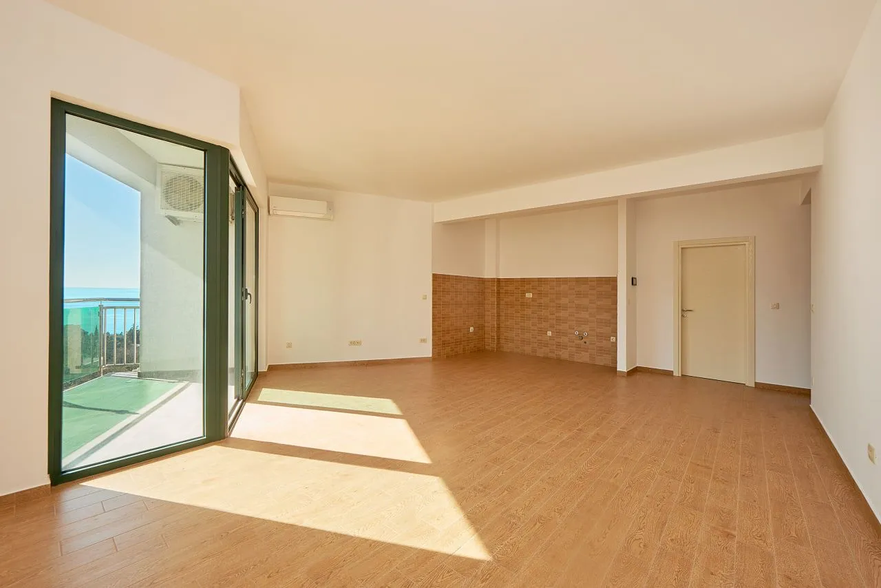 Sale, two bedroom apartment, 85m², Bečići, Budva