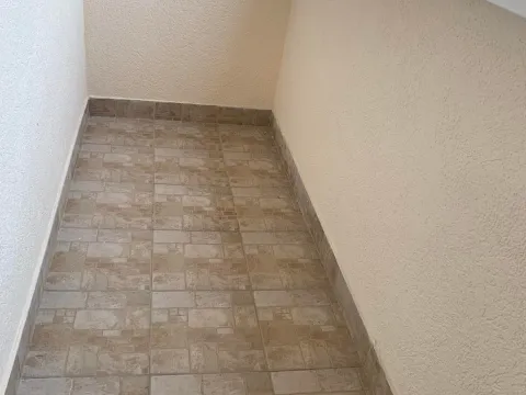 Rent, two bedroom apartment, 65m², Blok 5, Podgorica - image 7