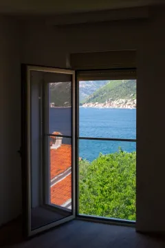 Sale, one bedroom apartment, 95m², Stoliv, Kotor - image 5