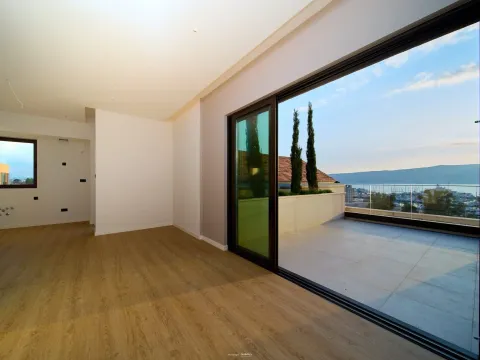Prodaja, dvosoban stan, 81m², Porto Montenegro, Tivat - image 23