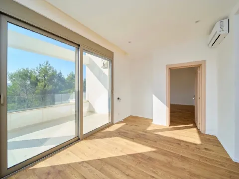 Prodaja, kuća, 111m², Mrčevac, Tivat - image 9