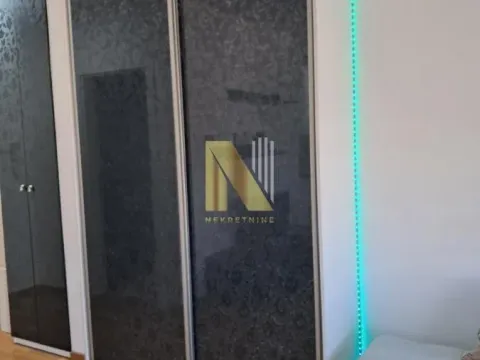 Rent, studio apartment, 28m², Bulevar patrijarha Pavla, Novi Sad Sve Podlokacije - image 4