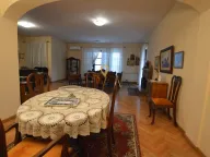 Izdavanje, kuća, 500m², Donja Gorica, Podgorica - image 10