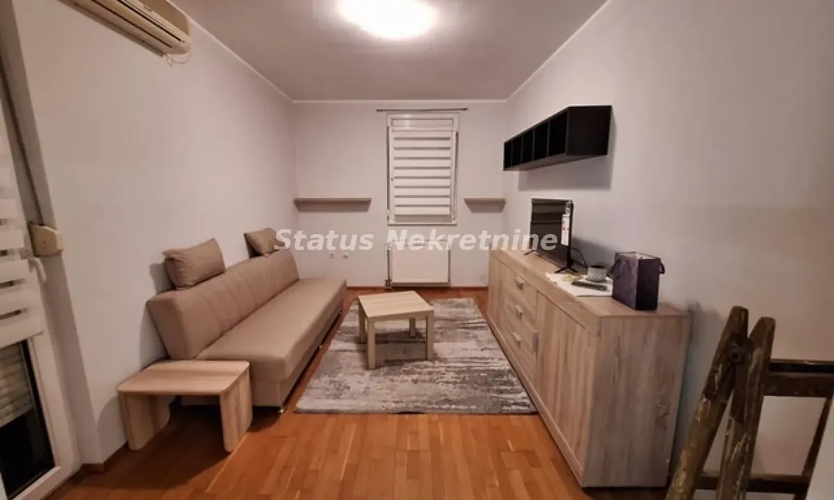 Izdavanje, dvosoban stan, 45m², Grbavica, Novi Sad Sve Podlokacije