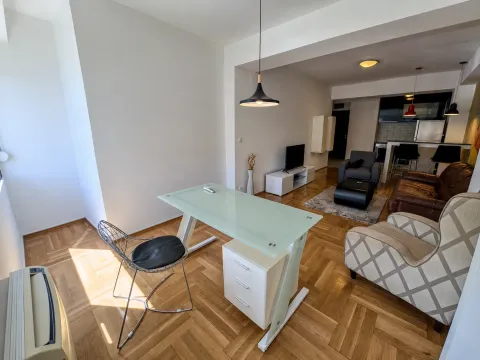 Rent, one bedroom apartment, 57m², City Kvart, Podgorica - image 4