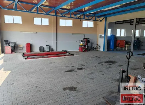Rent, office space, 530m², Rumenka, Novi Sad Sve Podlokacije - image 8