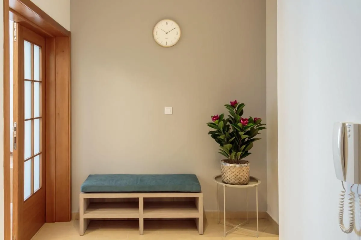 Rent, three bedroom apartment, 150m², Tivat, Crna Gora