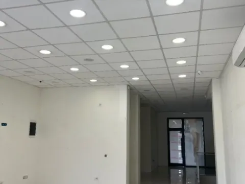 Rent, office space, 162m², City Kvart, Podgorica