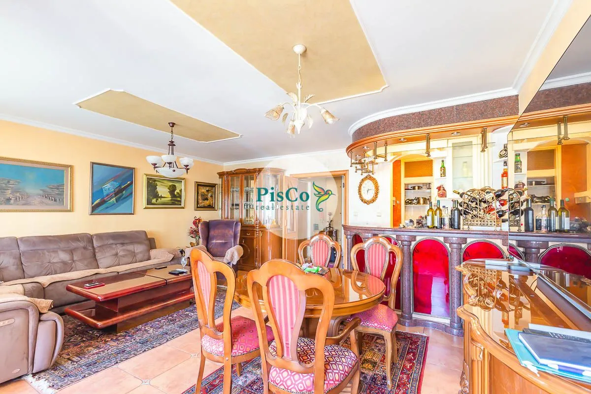 Prodaja, dvosoban stan, 79m², Preko Morače, Podgorica