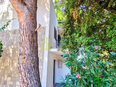 Prodaja, kuća, 175m², Bar, Crna Gora - image 10