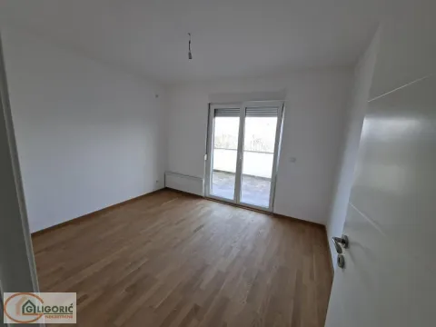 Sale, three bedroom apartment, 76m², Pančevo, Srbija - image 3