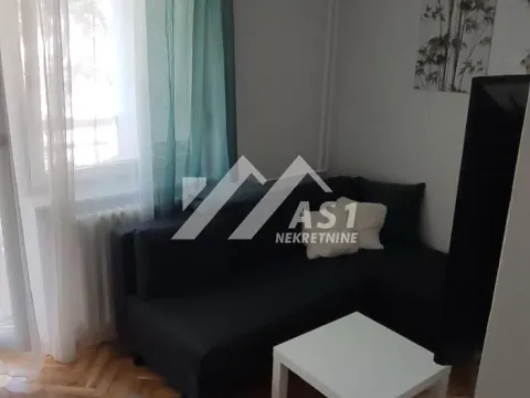 Izdavanje, dvosoban stan, 42m², Bulevar Oslobodjenja, Novi Sad Sve Podlokacije - image 2