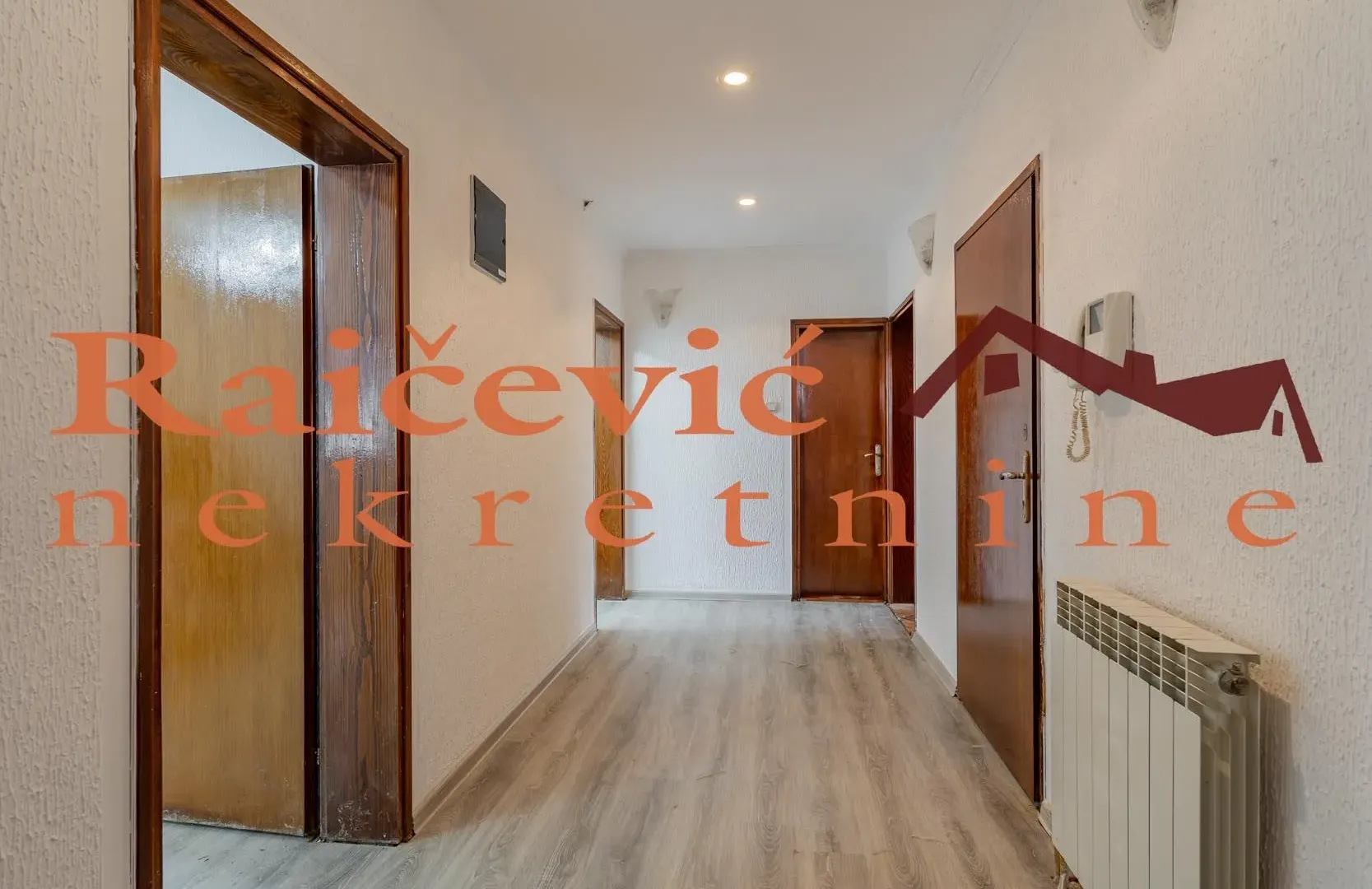Rent, house, 250m², Zvezdara Sve Podlokacije, Beograd