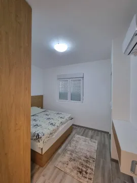 Izdavanje, dvosoban stan, 58m², Podgorica, Crna Gora - image 2