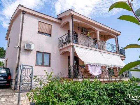 Prodaja, kuća, 280m², Bar, Crna Gora - image 38