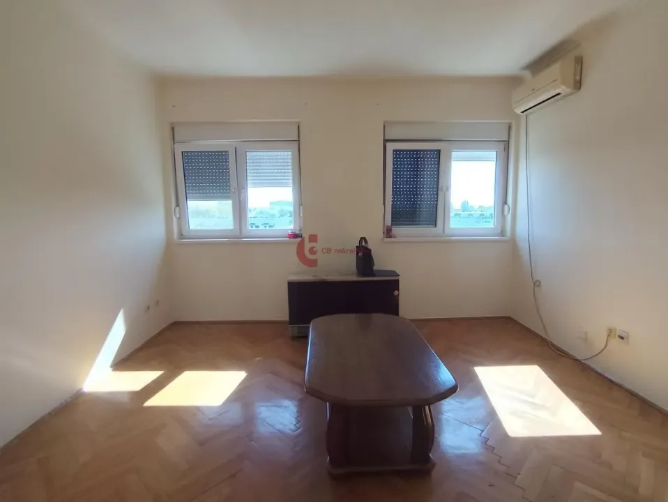 Prodaja, jednosoban stan, 42m², Kertvaroš, Subotica