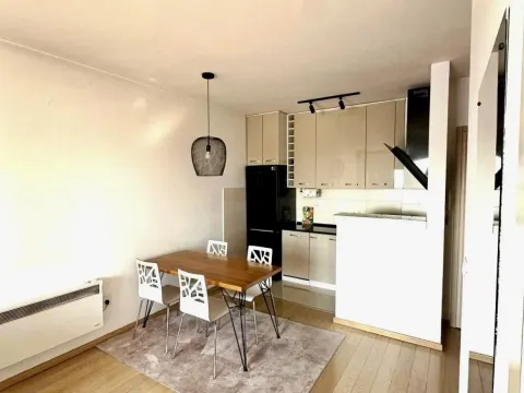 Prodaja, stan, 44m², City Kvart, Podgorica - image 2