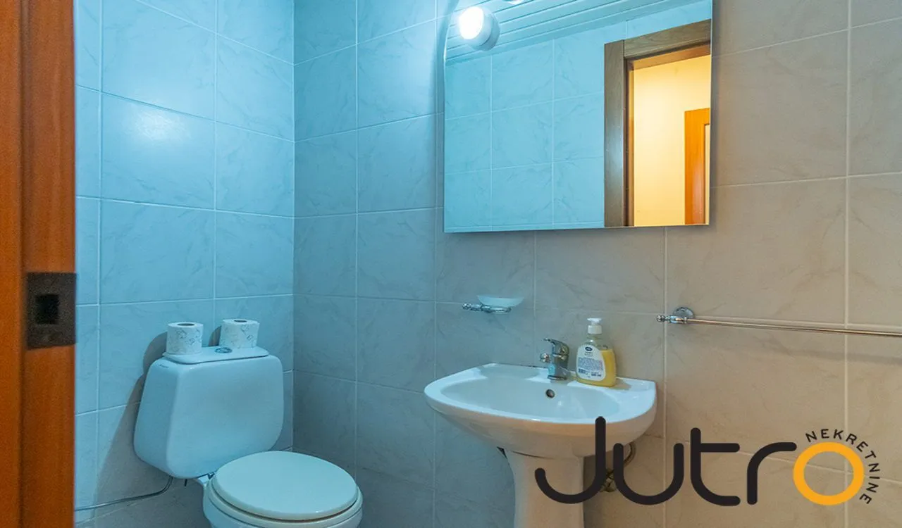 Prodaja, četvorosoban stan, 281m², Preko Morače, Podgorica