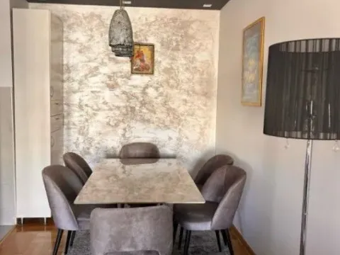 Izdavanje, dvosoban stan, 80m², Preko Morače, Podgorica - image 11