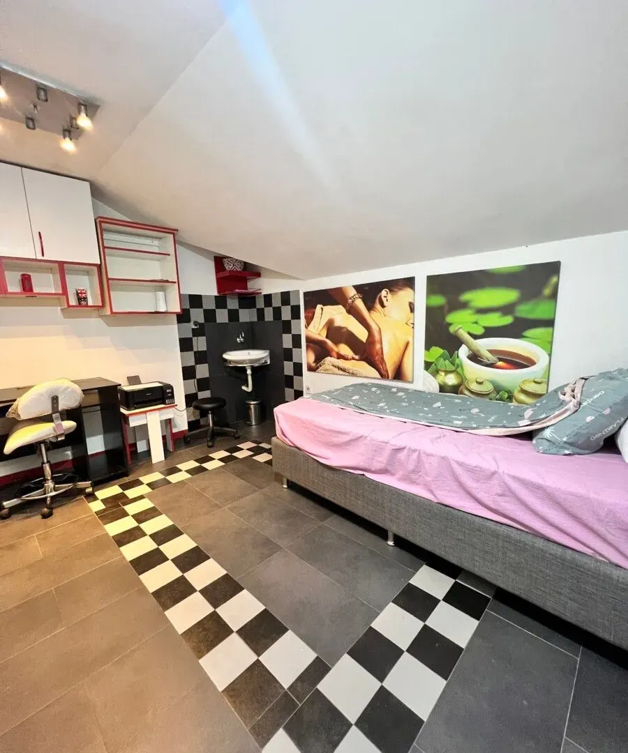 Izdavanje, trosoban stan, 115m², Zelenika, Podgorica
