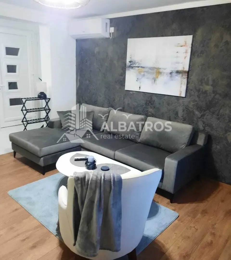 Izdavanje, jednosoban stan, 52m², Šušanj, Bar