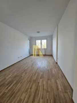 Izdavanje, dvosoban stan, 47m², Avijatičarsko naselje, Novi Sad Sve Podlokacije - image 5