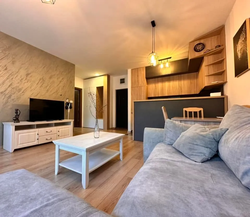 Rent, one bedroom apartment, 48m², Centar, Budva