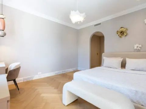 Sale, three bedroom apartment, 201m², Porto Montenegro, Tivat - image 20