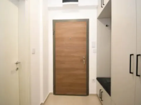 Izdavanje, dvosoban stan, 60m², City Kvart, Podgorica - image 9