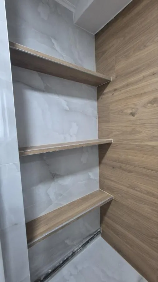 Prodaja, trosoban stan, 57m², Adamovićevo Naselje, Novi Sad Sve Podlokacije