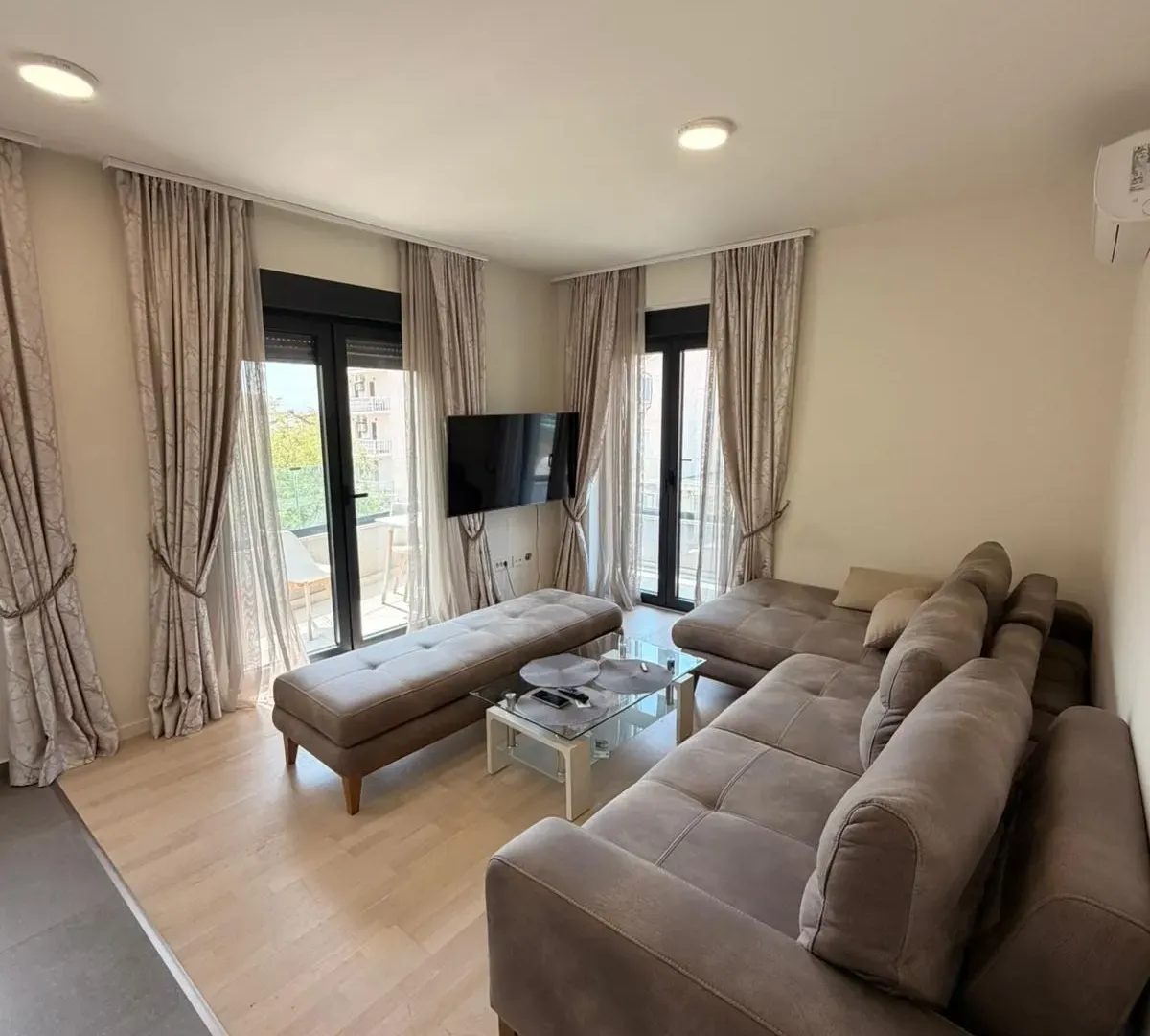 Sale, two bedroom apartment, 63m², Centar, Budva