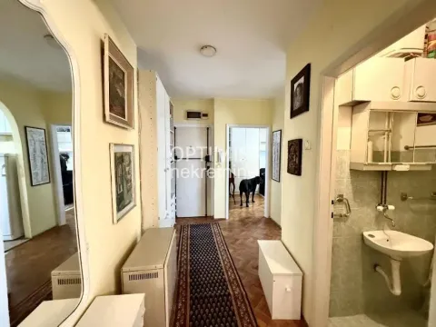 Izdavanje, trosoban stan, 95m², Tašmajdan, Palilula Sve Podlokacije - image 7