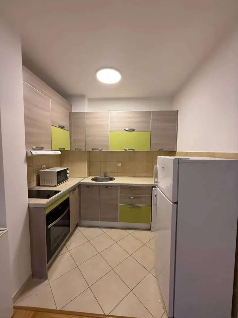Rent, one bedroom apartment, 43m², Lazi, Budva