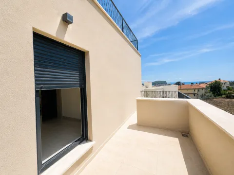 Prodaja, trosoban stan, 146m², Dubovica, Budva - image 11