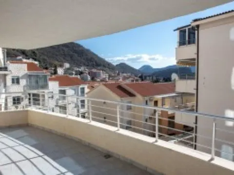 Prodaja, dvosoban stan, 85m², Petrovac, Budva - image 6