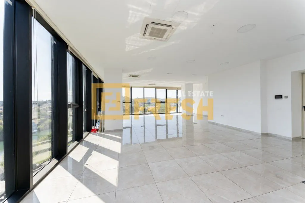 Rent, office space, 100m², Preko Morače, Podgorica