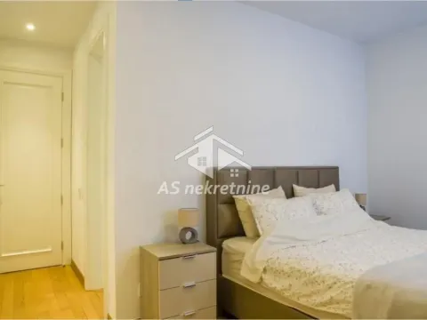 Rent, apartment, 188m², Kalenić Pijaca, Vračar Sve Podlokacije - image 13