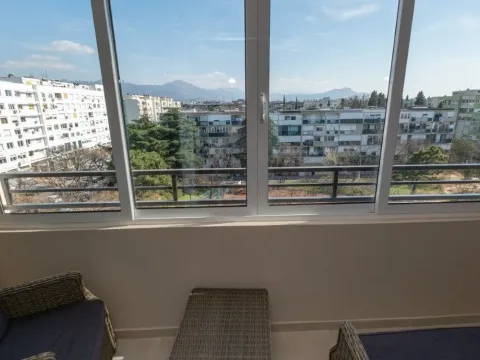 Izdavanje, dvosoban stan, 75m², Preko Morače, Podgorica - image 13