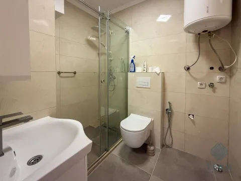 Rent, office space, 90m², Centar, Podgorica - image 11