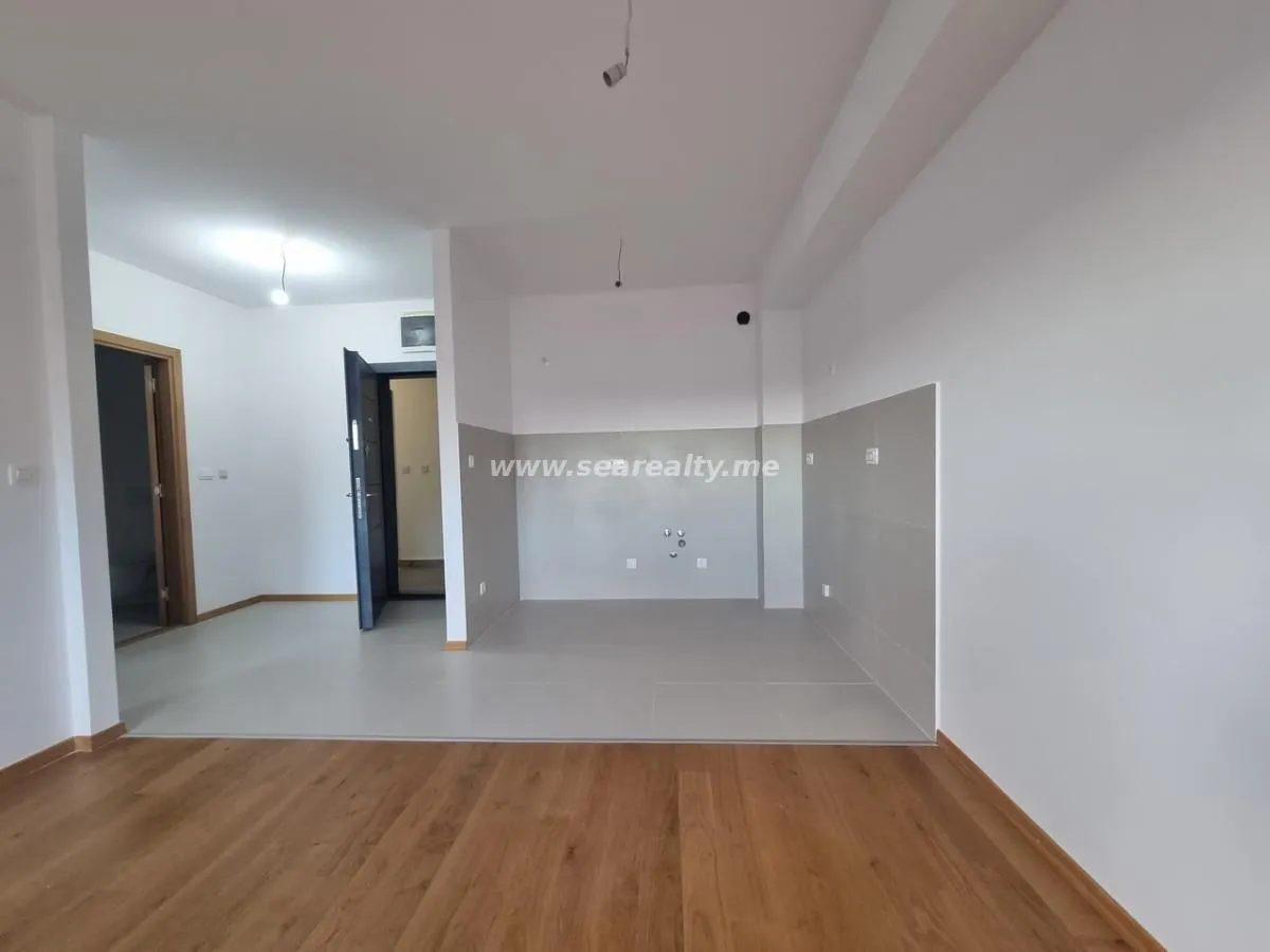 Prodaja, stan, 56m², Tivat, Crna Gora