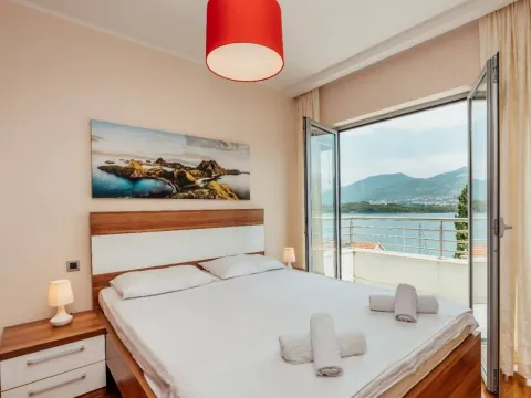 Prodaja, dvosoban stan, 64m², Tivat, Crna Gora - image 10