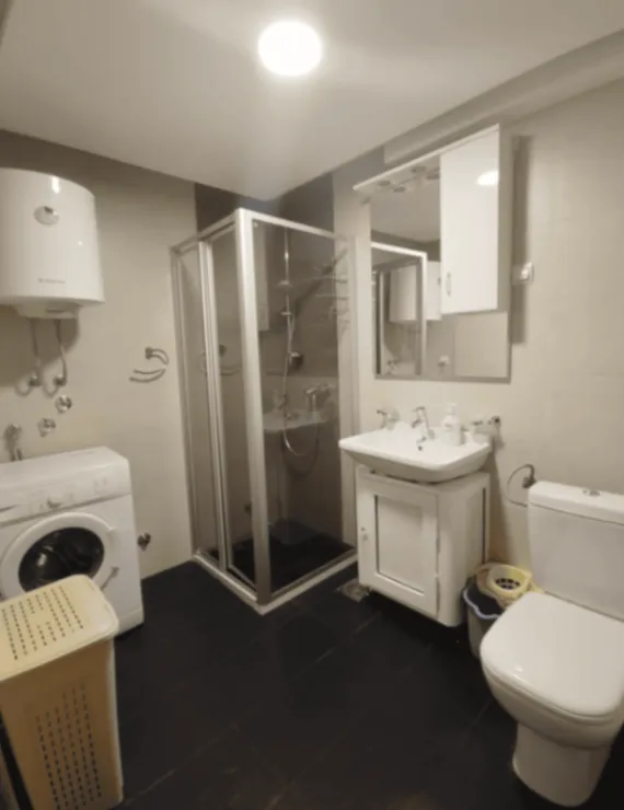 Izdavanje, jednosoban stan, 63m², Bečići, Budva